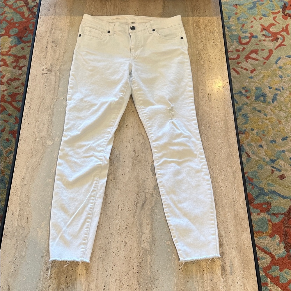 Kut form the kloth women’s White Distressed Ankle Skinny Jeans‎ size 10 EUC